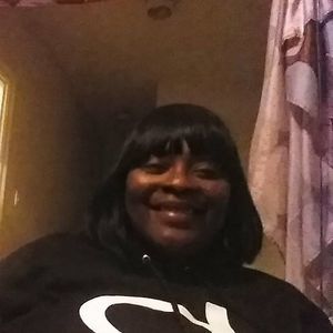 Meet your Posher, Evelyn